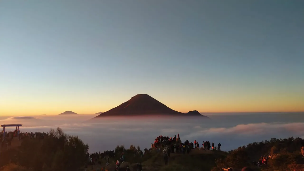Paket Wisata Dieng Murah 2026 - Berangkat dari Jakarta, Tangerang & Serang.